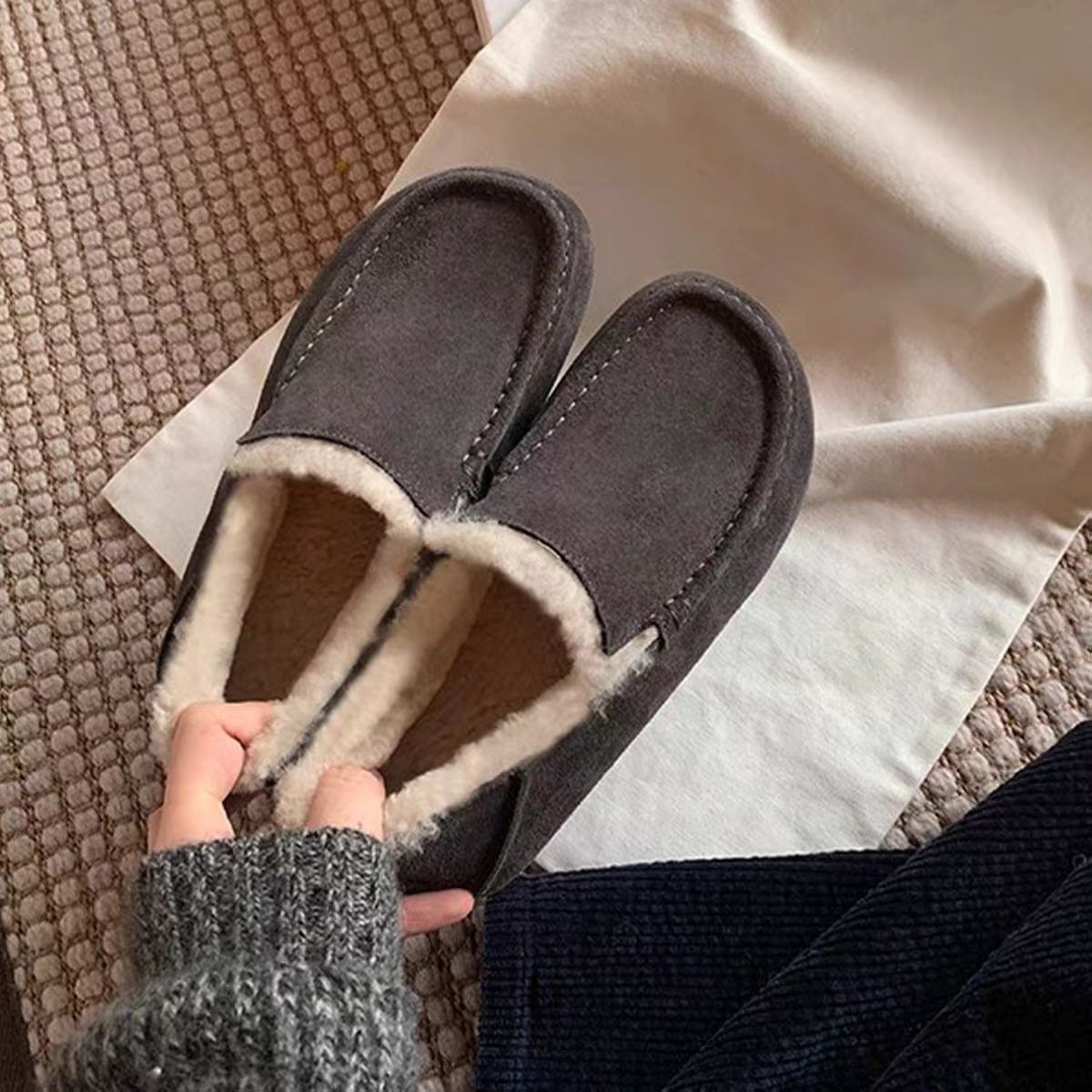 Moda Otoño/Invierno, zapatilla - Street Fashion Rome 2025 reseña y precio